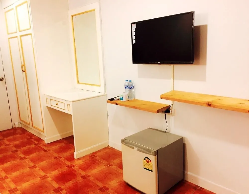 Phi Phi K House Hotel